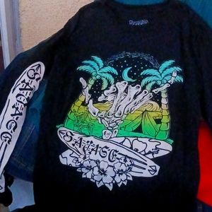 Men's long sleeved black t-shirt w colorful graphic